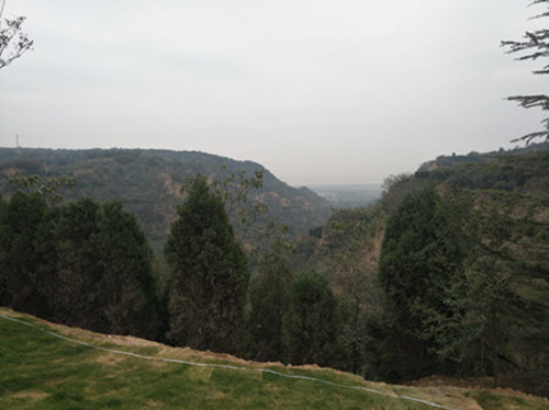 Author's travels to Hong Gou, Xingyang, He-nan Province, China. The Guangwu Mountains are shown here. In the distance, partly visible, is the Yellow River.